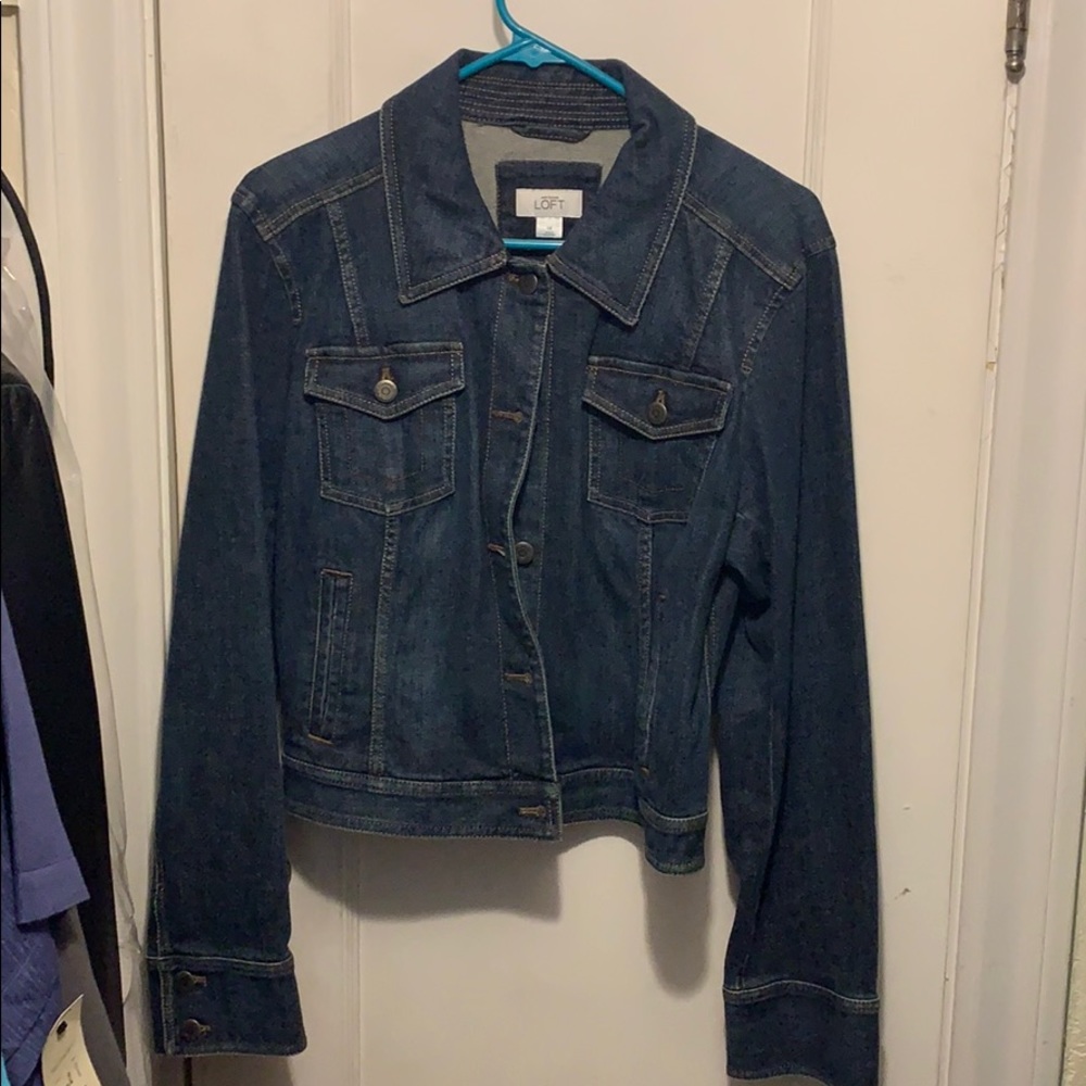 Women’s Dark Denim Jean Jacket